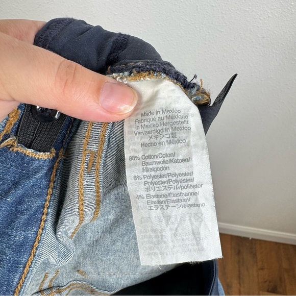 Madewell Maternity Side-Panel Skinny Jeans in Everton Wash: Adjustable Edition - Picture 9 of 11